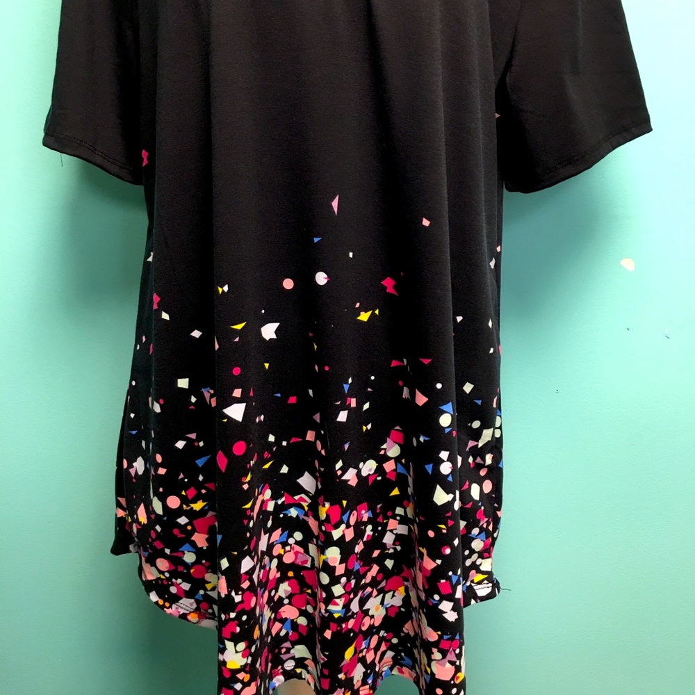 Women’s LuLaRoe Iris Tunic Large 14/16 NWT!